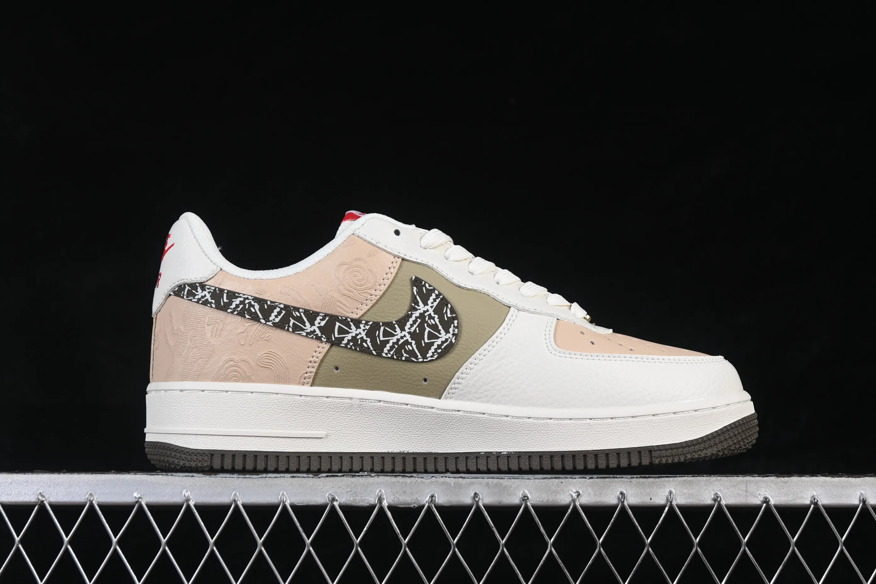 All categories Nk Air Force 1 Air Force series Nk Air Force 1 Low Air Force low top Nike Air Force 1'07 Low Year of the Horse limited edition plain brown condensed smoke Air Force 1 low top casual sneakers NH0601-537